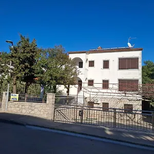apartmens-vila-tisa.primorje-gorskikotar.com/